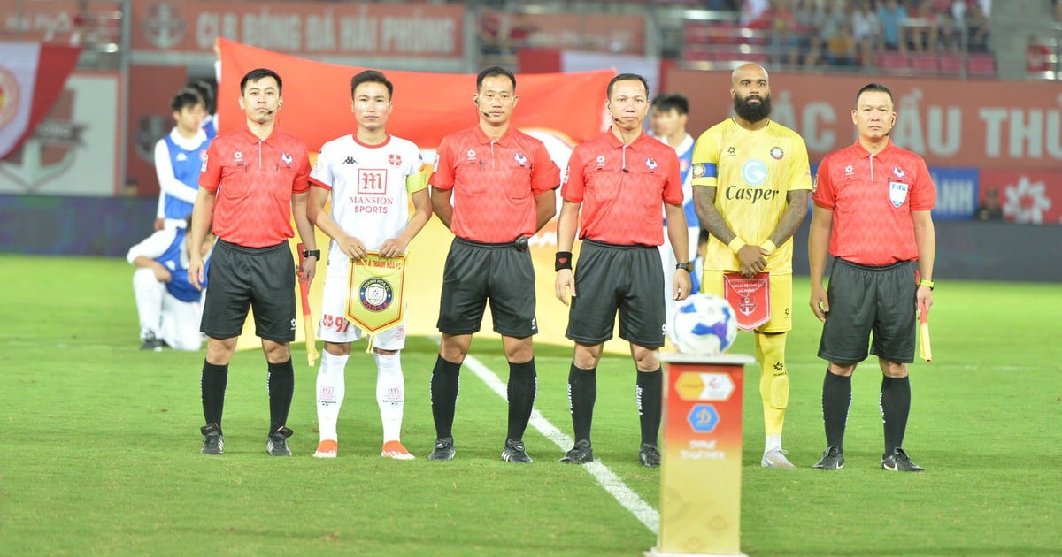 Chủ tịch VFF nói gì với các trọng tài trong ngày bế mạc lớp tập huấn vừa xảy ra chuyện buồn?