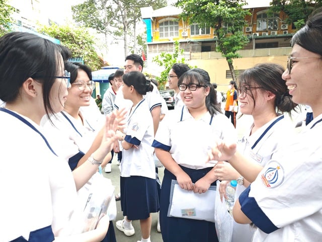 Vì sao sau ngày 20.8 mới biết điểm chuẩn? - Ảnh 1.