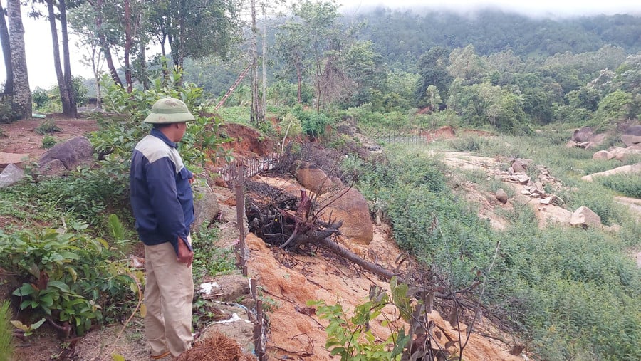 one-member-company-ltd-exploiting-gia-lai-cu-hydraulic-project-in-tan-son-lake-area.jpg