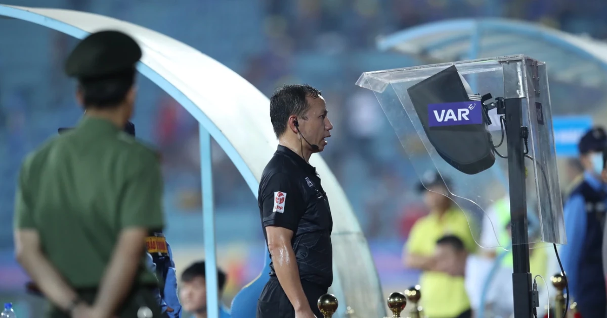 7 trọng tài không vượt qua được kiểm tra trước V-League 2025/26