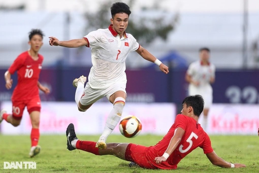 U22 Singapore bất ngờ bỏ tham dự môn bóng đá nam tại SEA Games 33 - 1