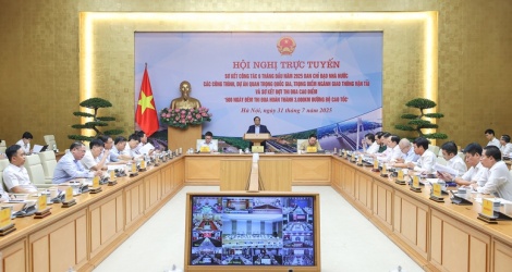 Hoàn thành mục tiêu 3.000 km đường bộ cao tốc và các công trình trọng điểm trong năm 2025