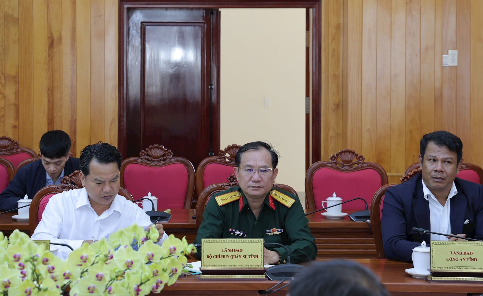 dai-bieu-du-hn-tt.jpg