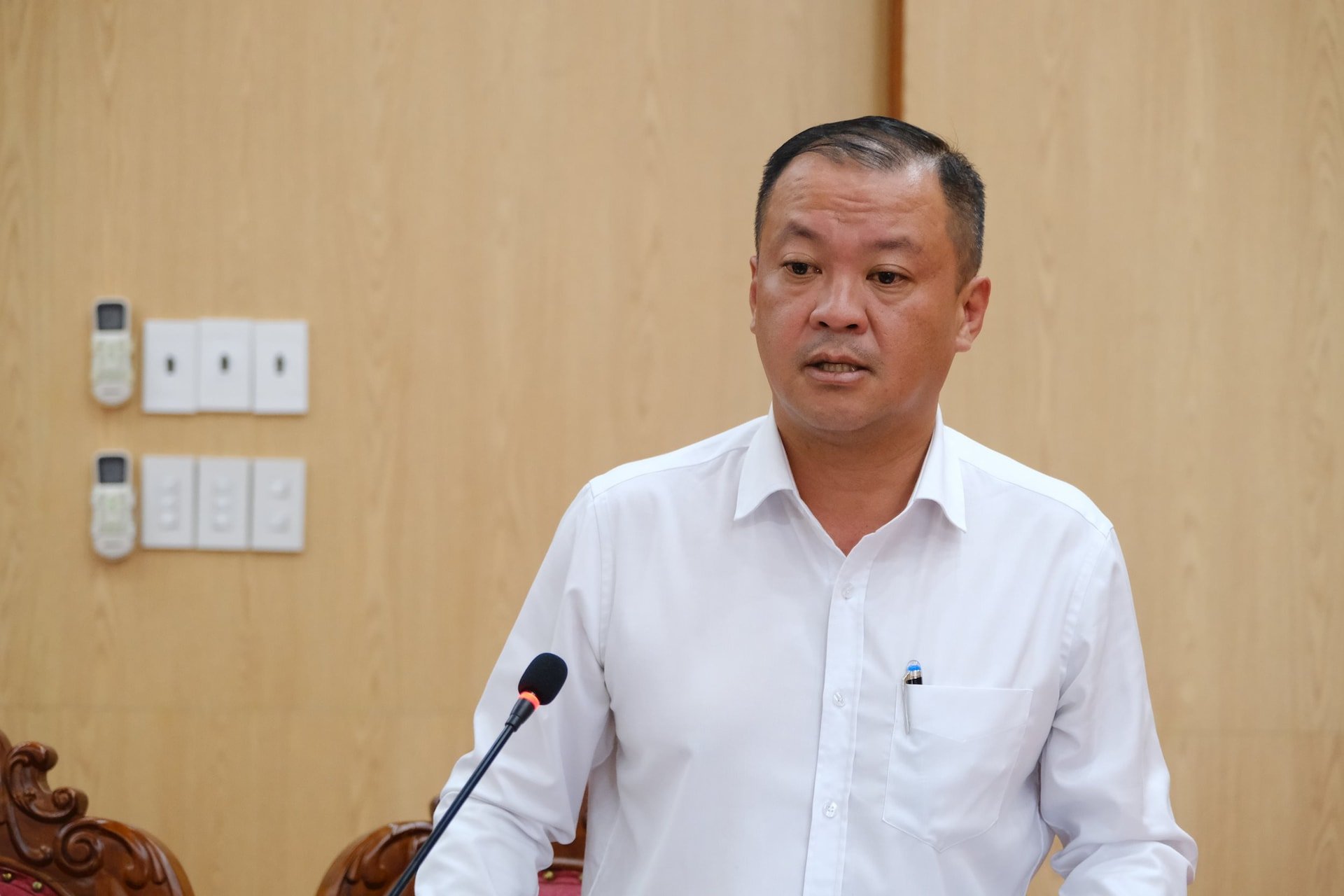 Phó Trưởng Ban Tổ chức Tỉnh uỷ Vũ Quang Lâm trao đổi và định hướng tháo gỡ các khó khăn