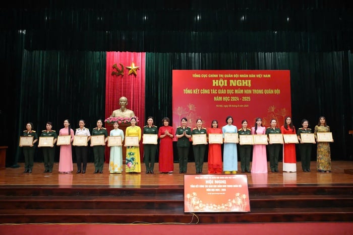 Tổng kết công tác giáo dục mầm non trong Quân đội năm học 2024-2025- Ảnh 3.