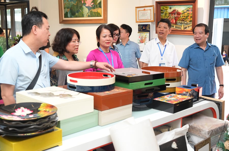 Cục Du lịch Quốc gia Việt Nam kiểm tra thực tế tại một số điểm du lịch Hà Nội - Ảnh 5.