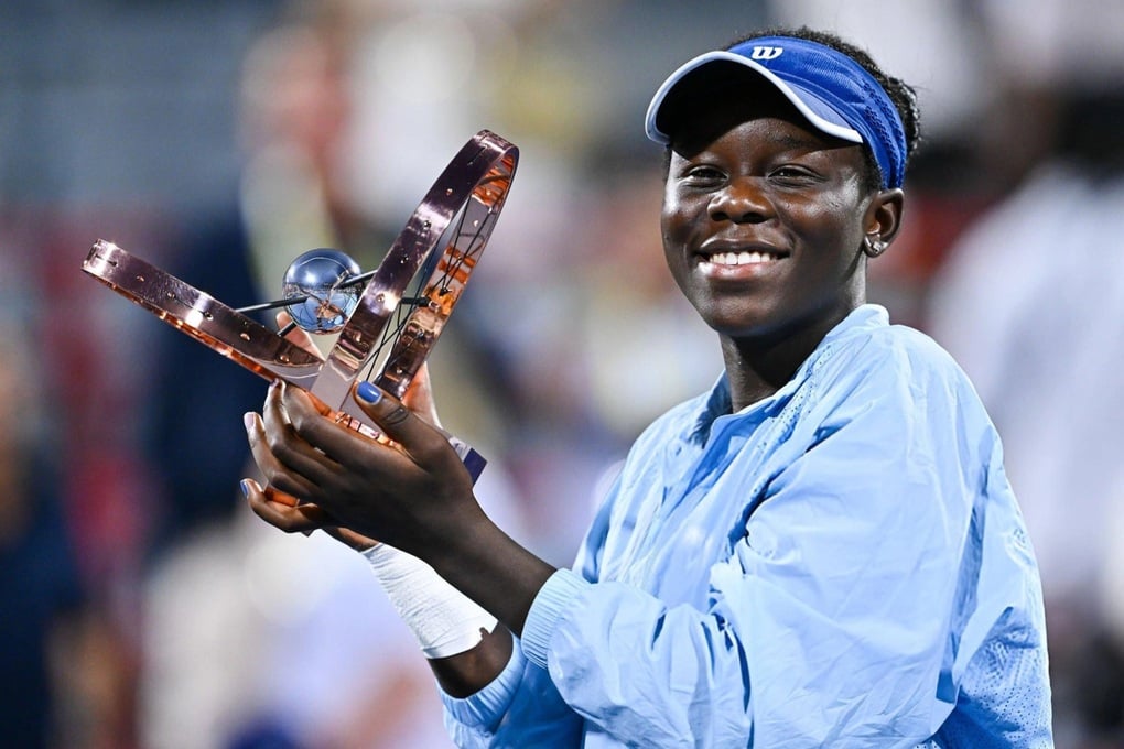 Tay vợt trẻ vô danh bất ngờ vô địch Canadian Open - 1