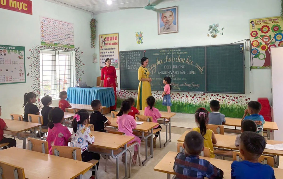 Trường PTDTBTTH Nà Khương xã Xuân Giang.