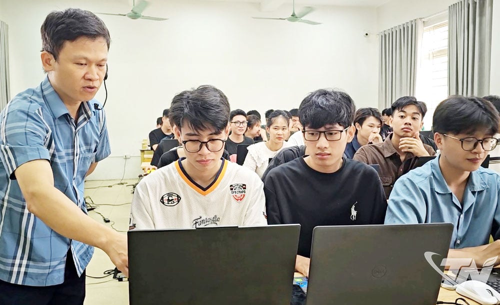 Ứng dụng KPI giúp đội ngũ giảng viên của Trường Đại học Công nghệ thông tin và Truyền thông (Đại học Thái Nguyên) chủ động hơn trong công việc.