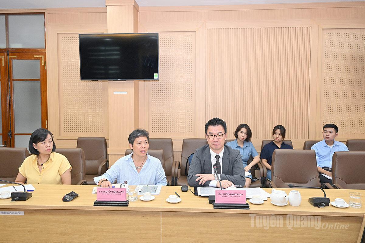  Ông Hideki Matsuda và Đoàn công tác Ngân hàng Phát triển Châu Á ADB tại buổi làm việc.