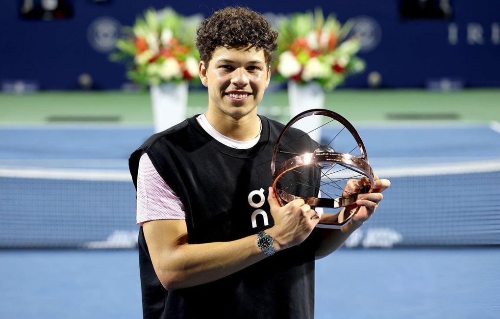 Ngược dòng hạ Khachanov, Shelton vô địch Canadian Open - 1