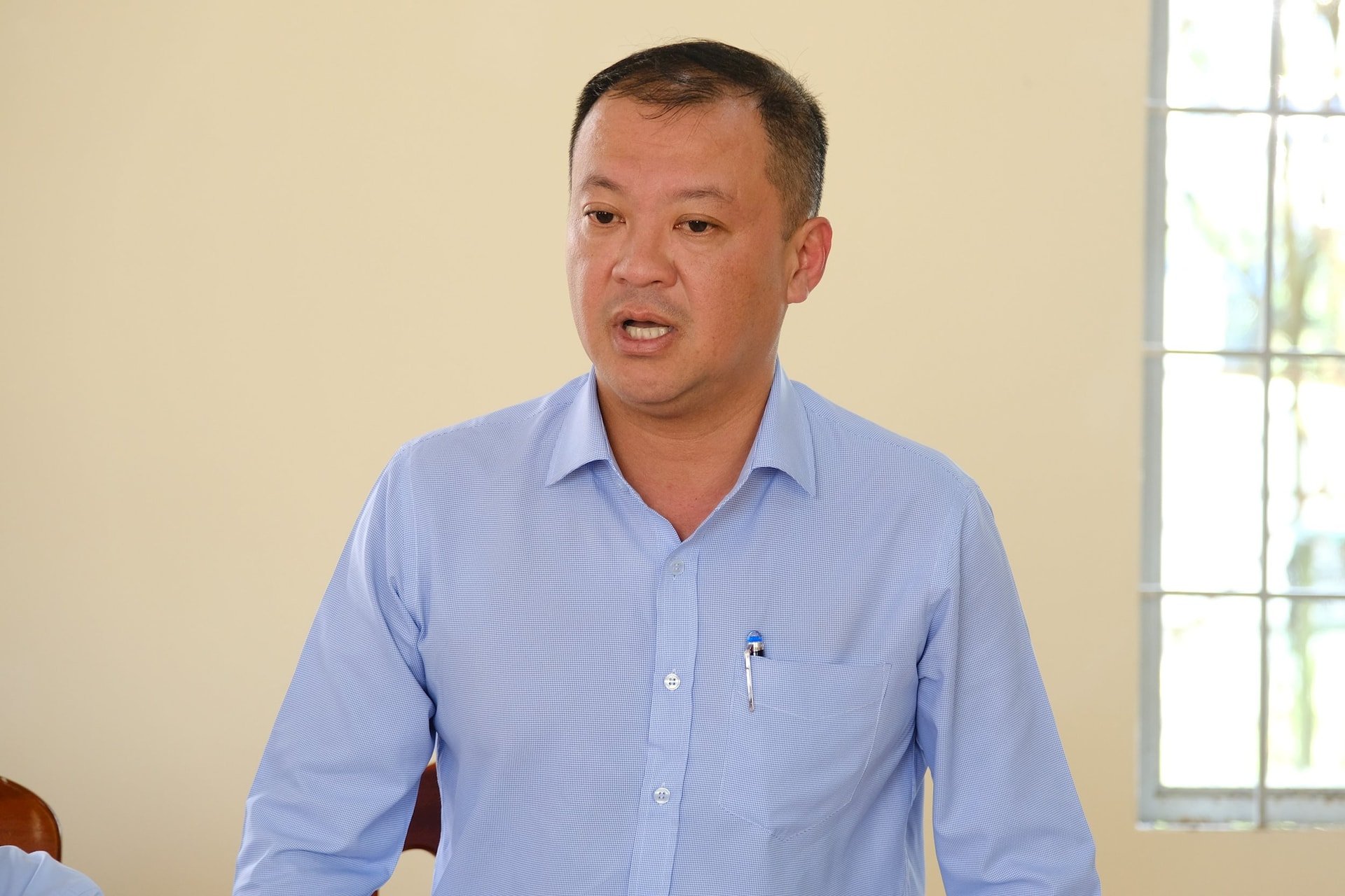 Deputy Head of the Provincial Party Committee's Organization Committee Vu Quang Lam gives directions to overcome difficulties