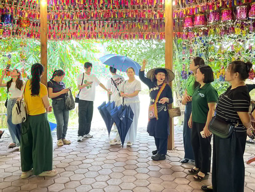 Cao Bằng: Khảo sát, học tập các mô hình phát triển du lịch bền vững tại tỉnh Ninh Bình và Thái Nguyên - Ảnh 2.