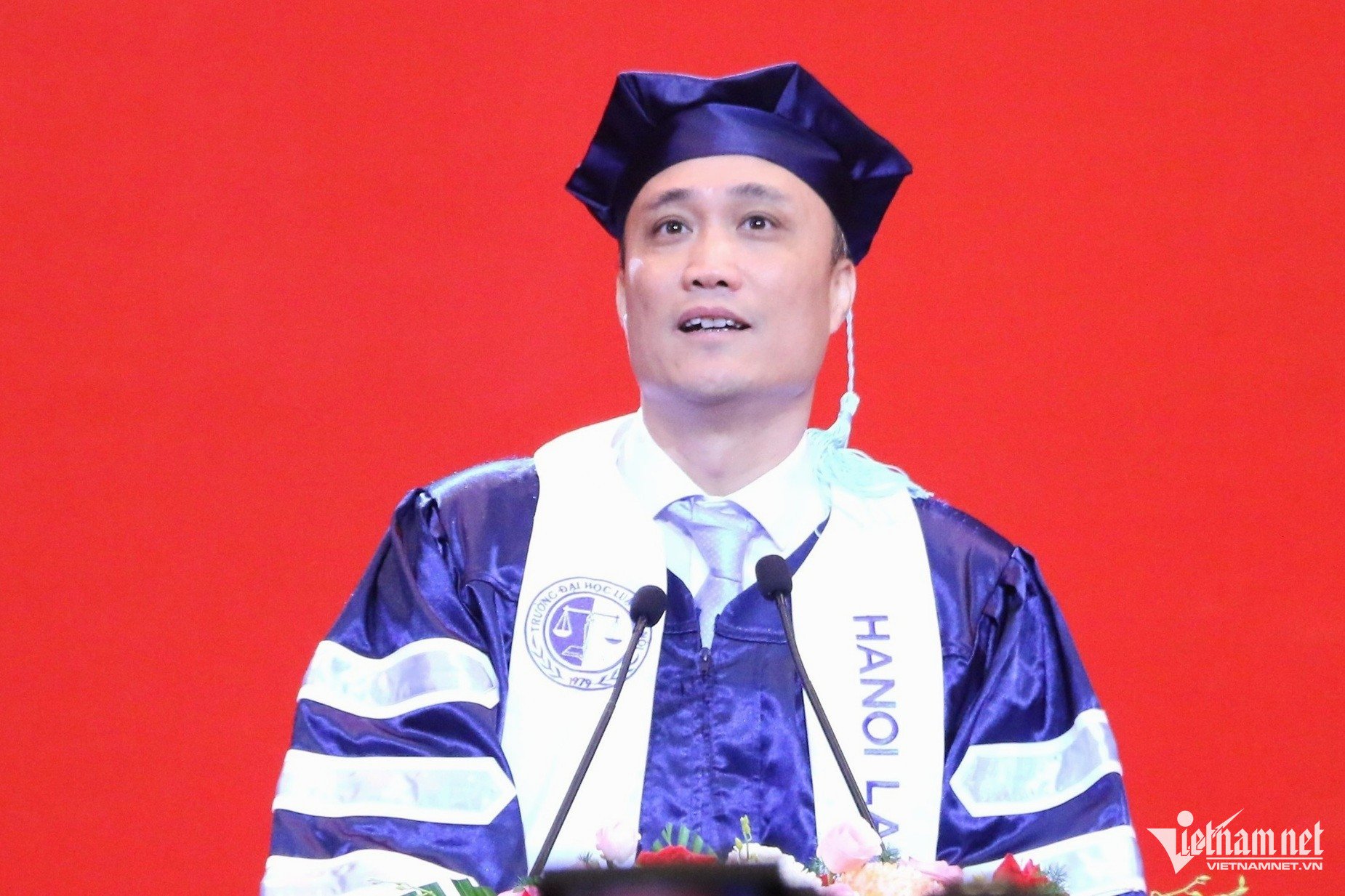 أستاذ مشارك، دكتور تو فان هوا، جامعة الحقوق.JPG.jpg
