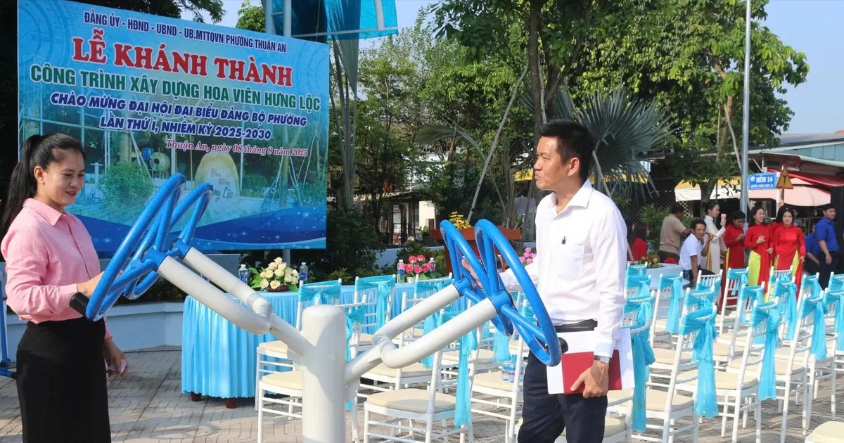 Thuan An Ward (HCMC) inaugurated a park to welcome the Party Congress.