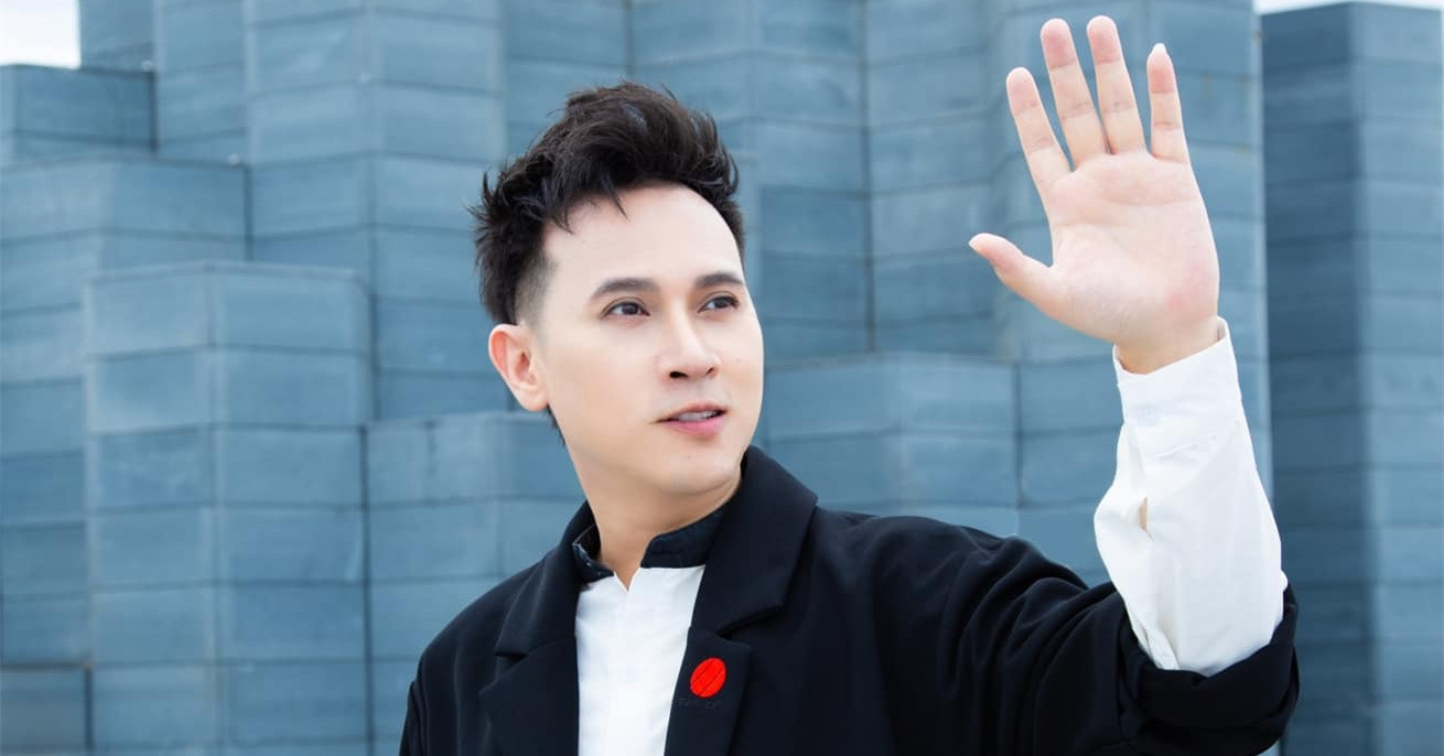 Singer Nguyen Vu at 50: Promoted to deputy director, very rich but has no wife or children