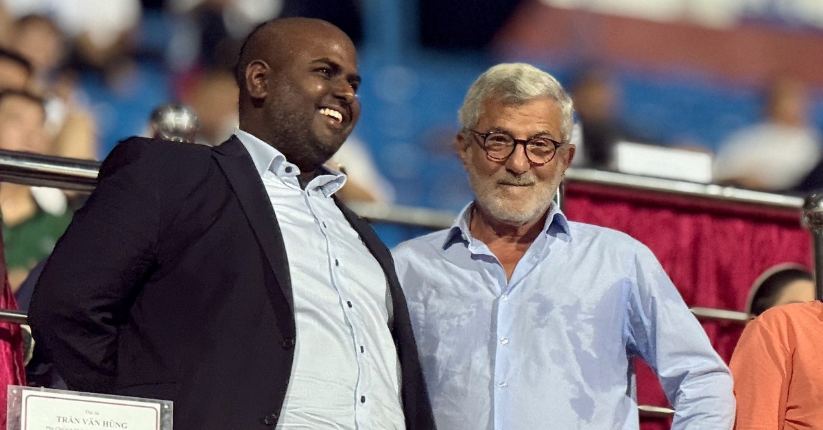 Mr. Calisto was deeply impressed with Dinh Bac after the Super Cup match.