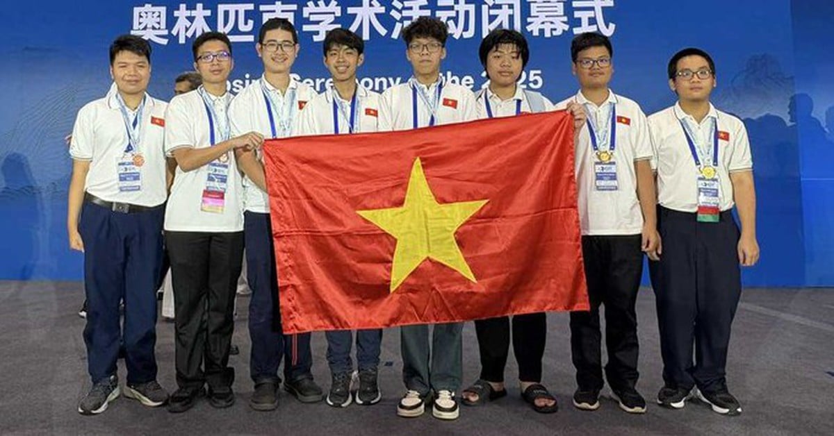 Đội tuyển Việt Nam vào top 4 Olympic trí tuệ nhân tạo quốc tế 2025