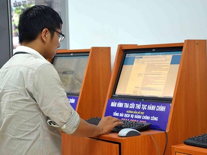 Phấn đấu từ 1/10/2025 chỉ tiếp nhận hồ sơ trên môi trường điện tử