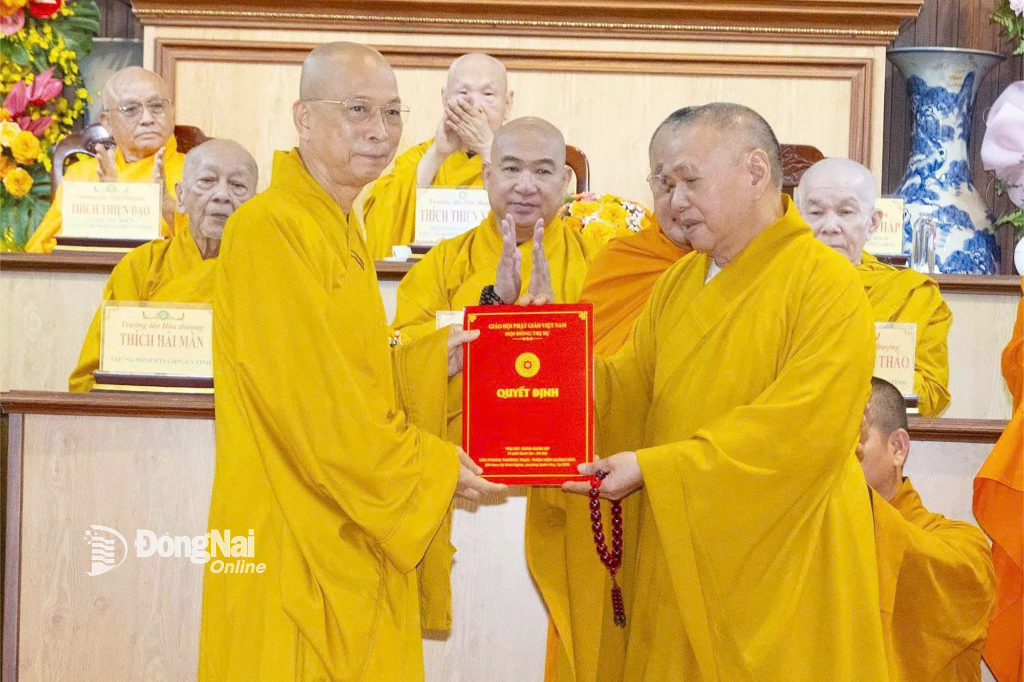 ព្រះតេជគុណ ថាច់ ហឿ ខៃ តែងតាំងជាប្រធានគណៈកម្មាធិការប្រតិបត្តិនៃគណៈសង្ឃខេត្តដុងណៃ