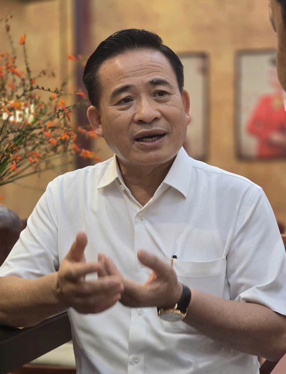១-ពាណិជ្ជករ-បាវ-ទិន-ម៉ាញ-ហៃ(១).jpg