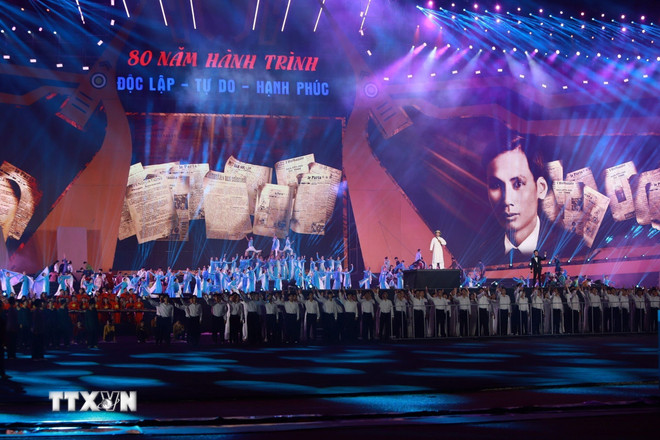 ttxvn-chuong-trinh-nghe-thuat-quoc-gia-dac-biet-80-nam-hanh-trinh-doc-lap-tu-do-hanh-phuc-3.jpg