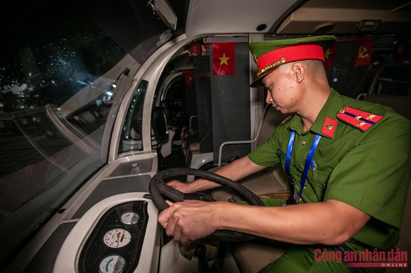 រថយន្តអគ្គិសនី 7.jpg -0
