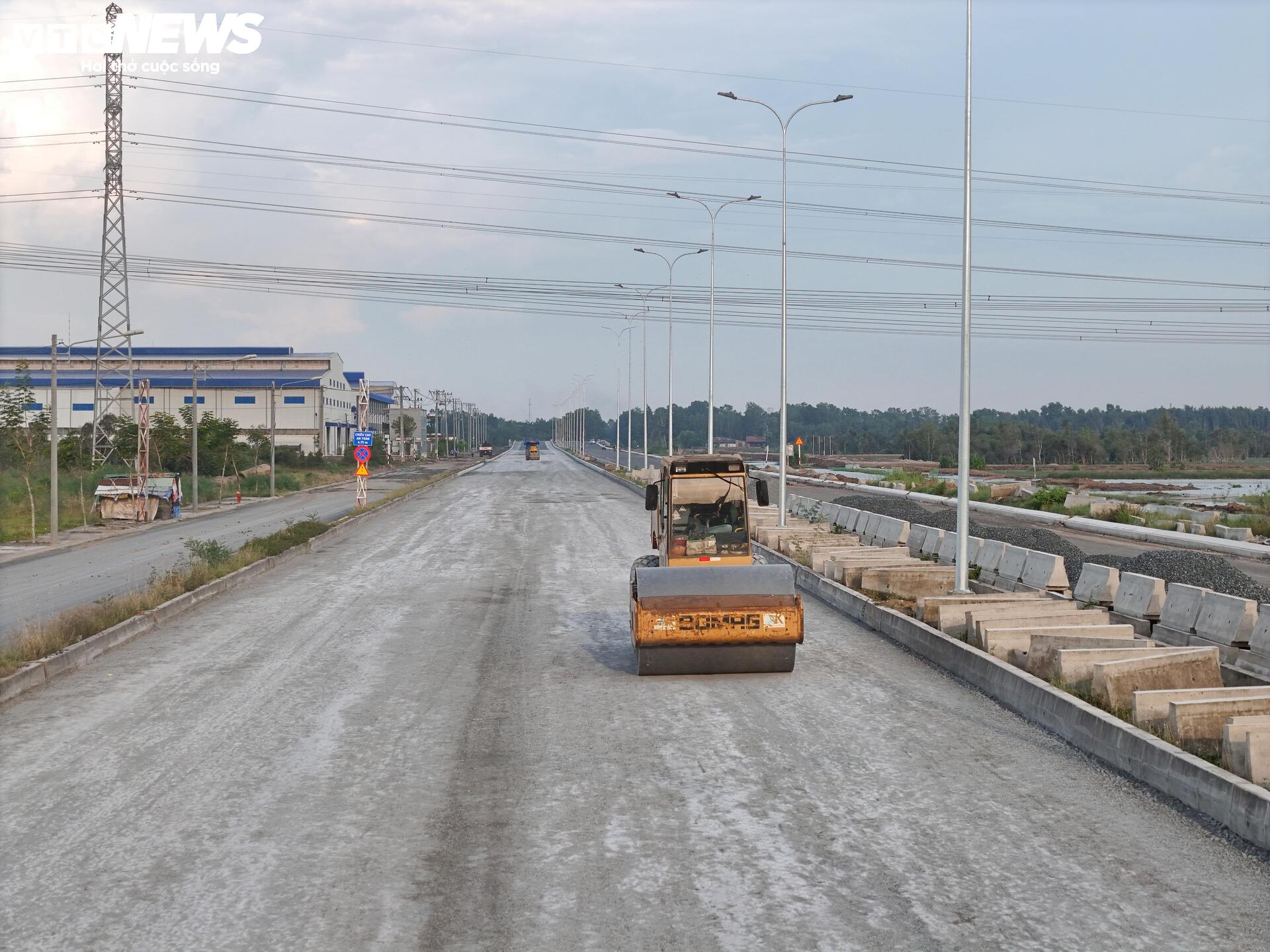 Cận cảnh đường nghìn tỷ kết nối giao thông Tây Ninh với TP.HCM - 5