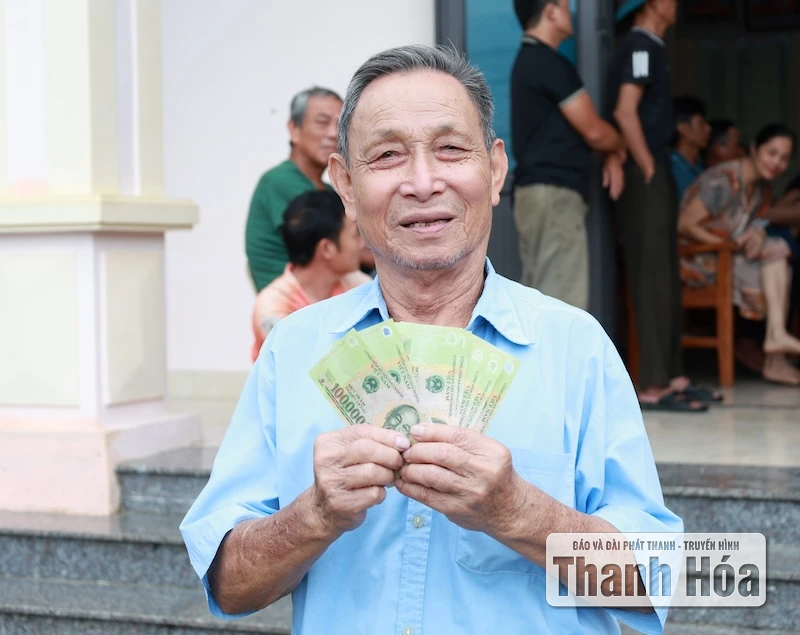 [បច្ចុប្បន្នភាព] ភូមិភាគខ្លះនៃខេត្ត Thanh Hoa បានបញ្ចប់ការប្រគល់អំណោយបុណ្យឯករាជ្យជូនប្រជាជន។