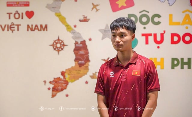 Trò cưng HLV Kim Sang-sik lần đầu đá ở quê nhà Phú Thọ: 'Mong khán giả...'- Ảnh 1.