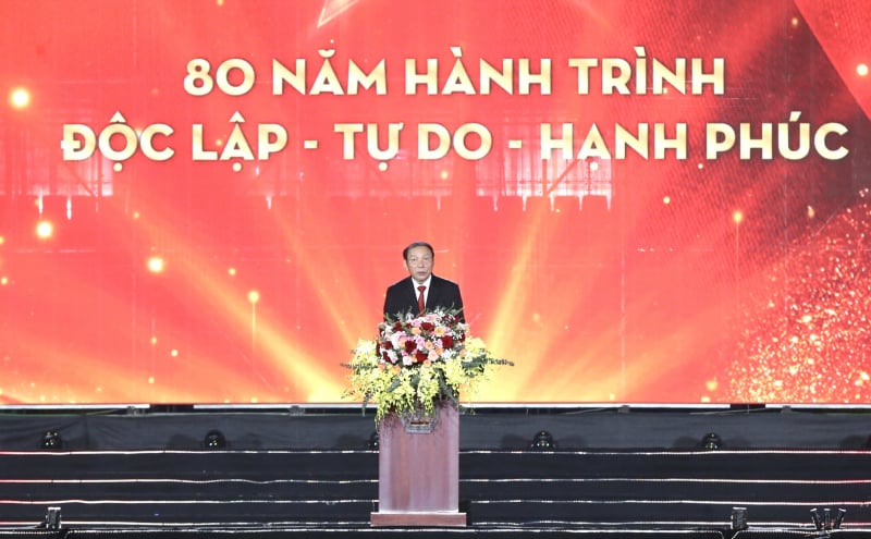 Bản hùng ca về tinh thần Cách mạng tháng Tám bất diệt, niềm tin về tương lai rạng ngời của dân tộc  -0