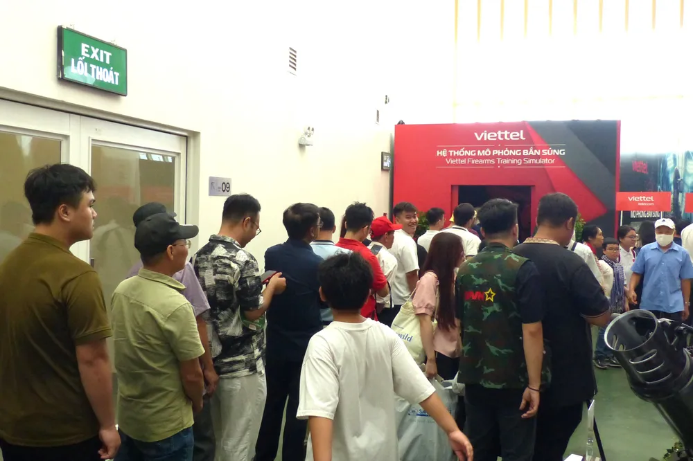 Trien lam khu BP 19.JPG