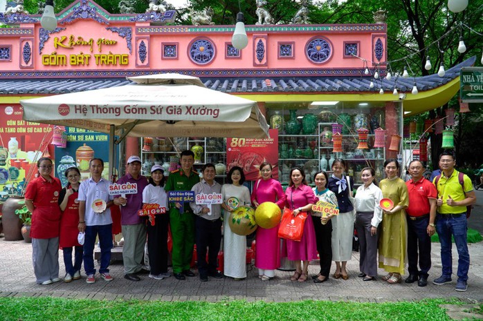 Một ngày làm nghệ nhân gốm: Trải nghiệm du lịch độc đáo tại Phường Sài Gòn- Ảnh 3.