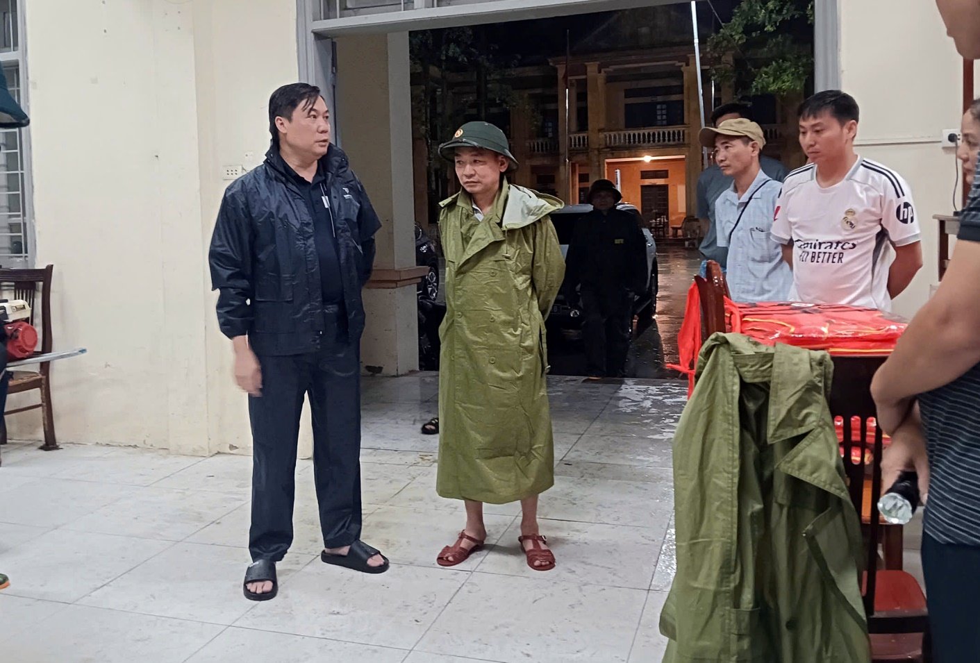 C:\Users\May tinh Loc Ninh\Downloads\a2a15f1d4b67c0399976.jpg