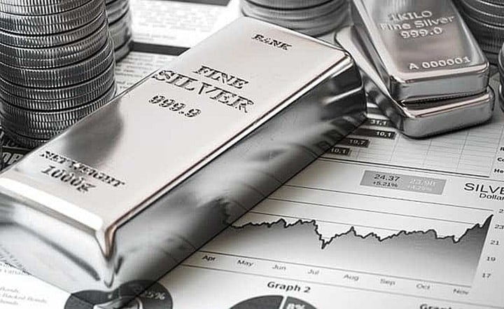 銀価格は上昇を続け、1オンス40ドルの節目に近づいている。（イラスト写真）
