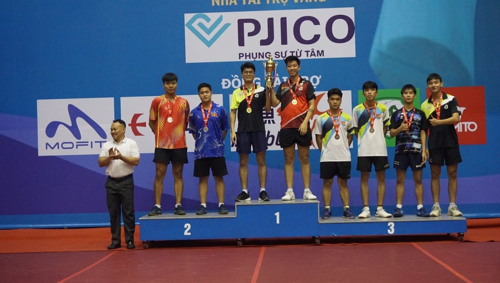 Con trai cựu danh thủ Vũ Mạnh Cường tỏa sáng, bóng bàn CAND T&T lại vô địch tuyệt đối- Ảnh 1.