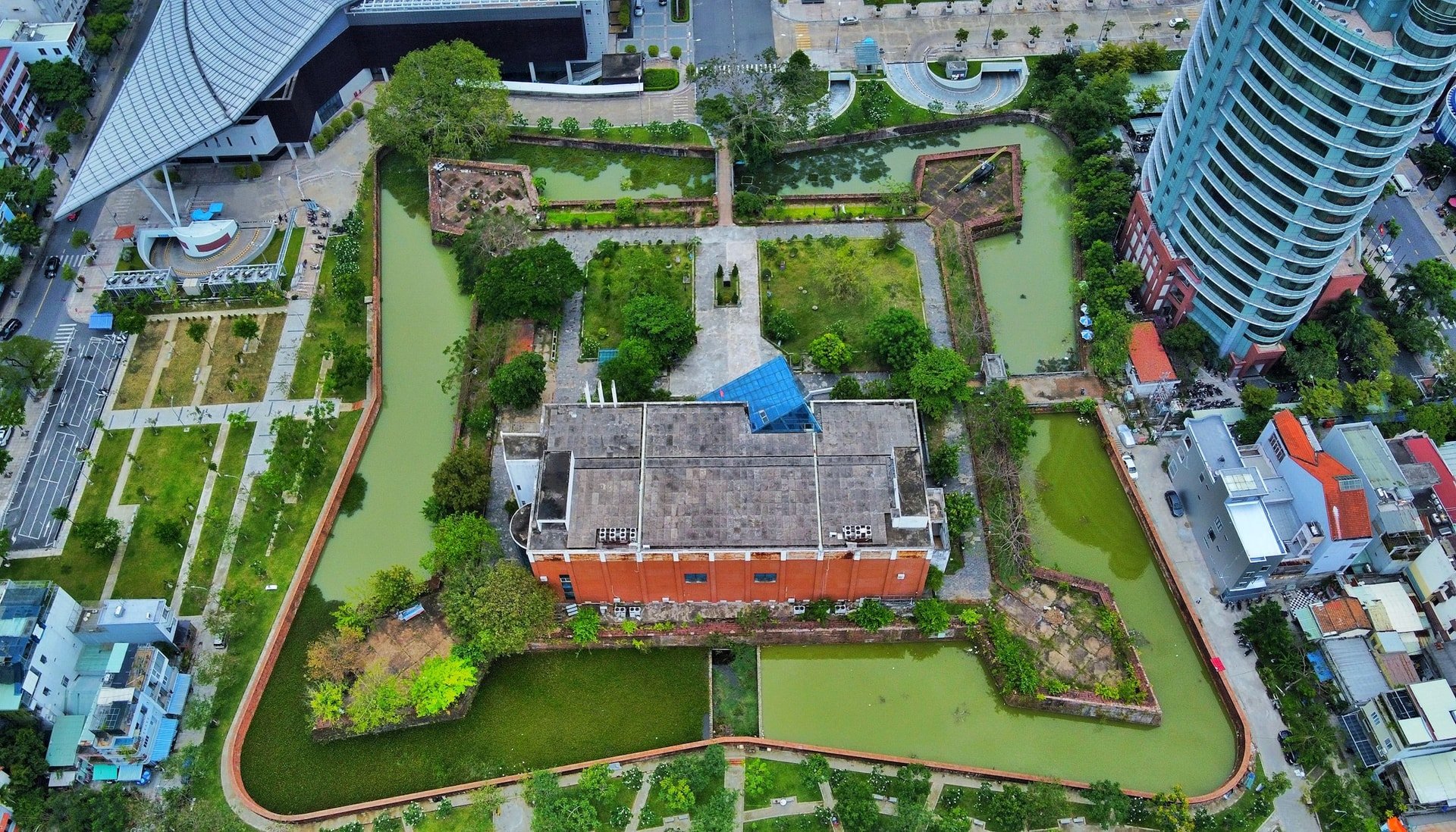 Benteng Dien Hai terlihat dari atas. Foto: Xuan