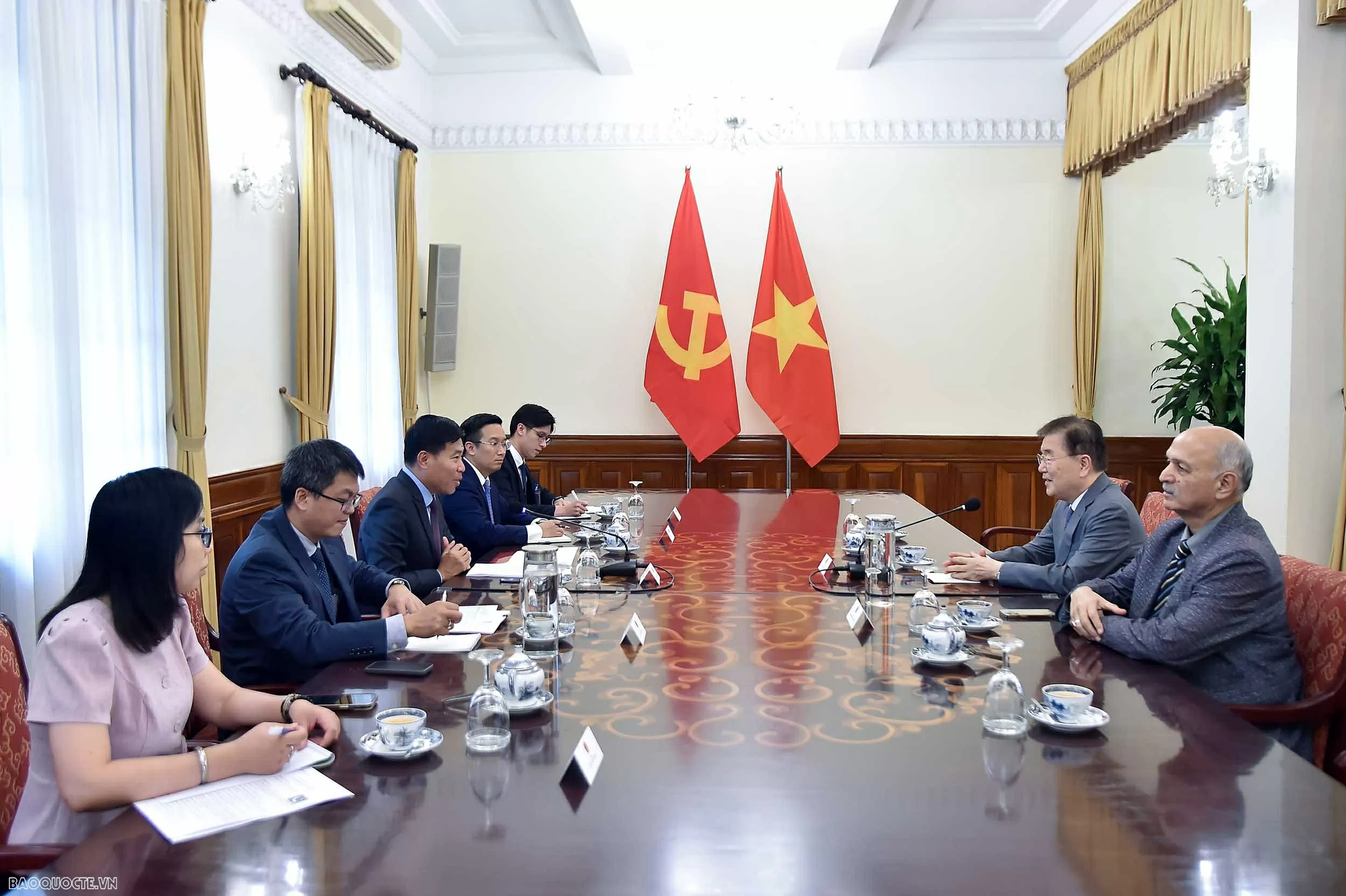 Thứ trưởng Nguyễn Mạnh Cường tiếp Ban Lãnh đạo Hội nghị quốc tế các đảng chính trị châu Á