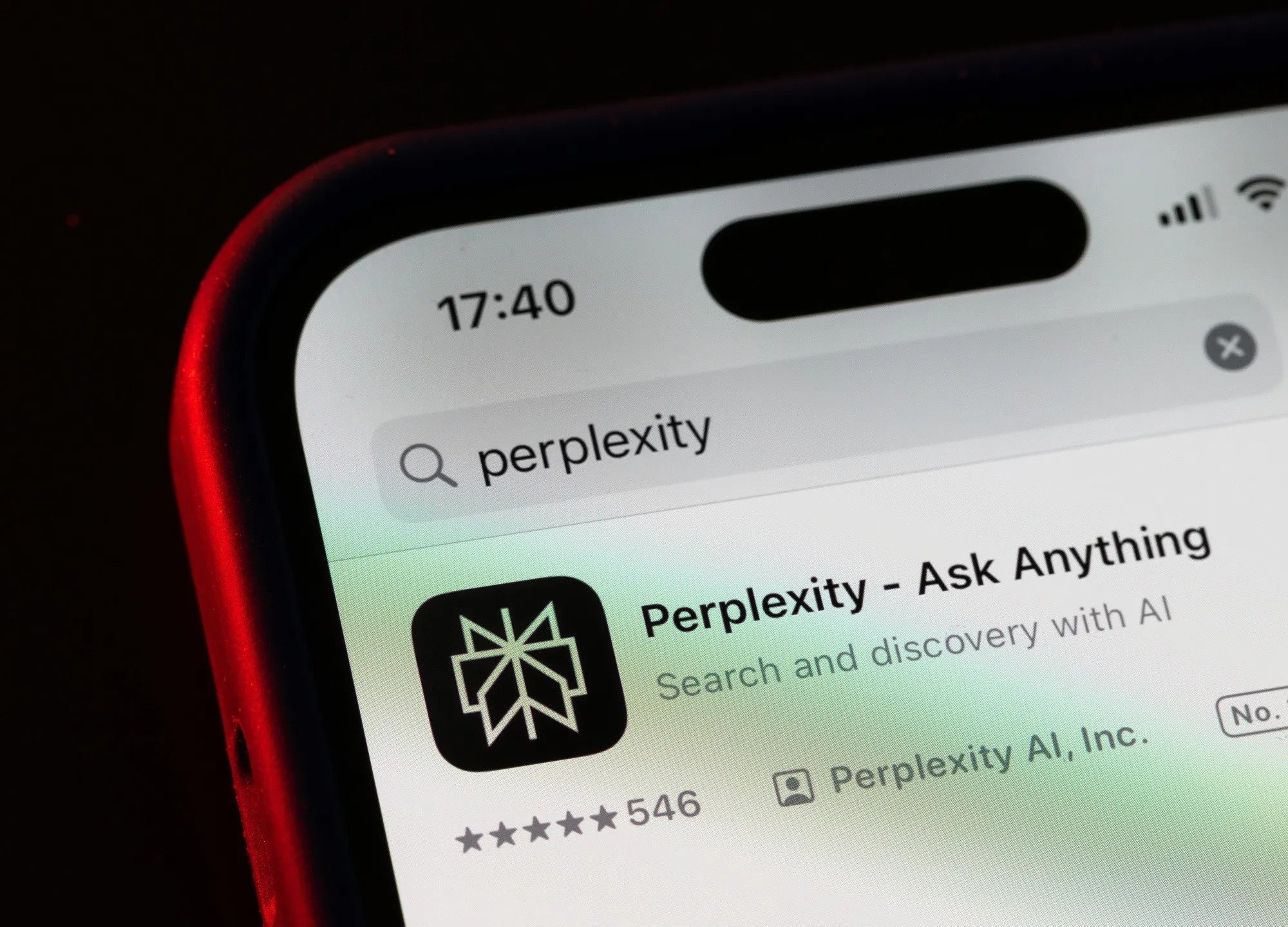 Apple Intelligence la gi,  Apple cai tien Siri,  Apple mua lai Perplexity,  Perplexity la gi anh 1