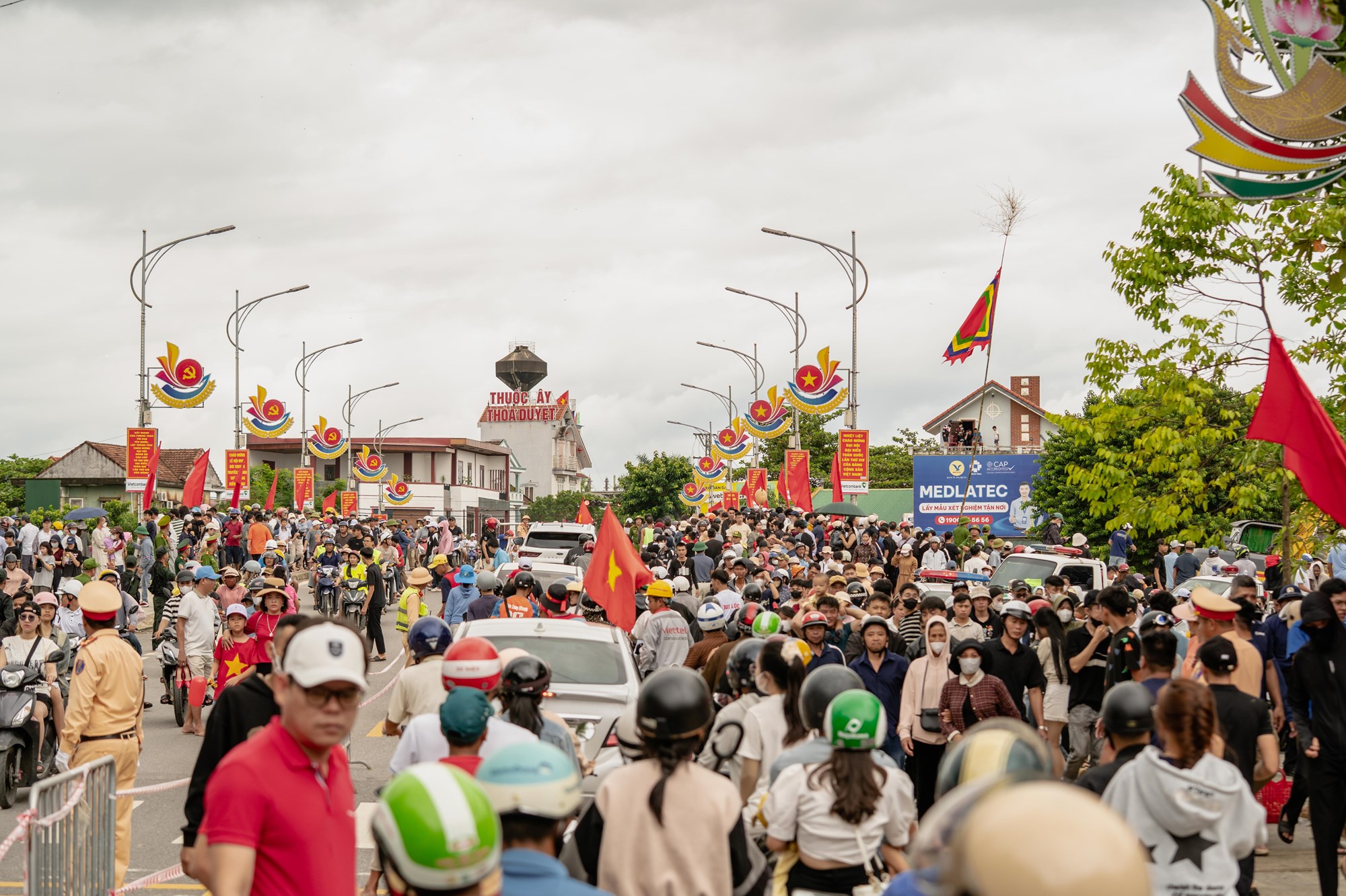 将軍の故郷での独立記念日祭の印象 - 写真11