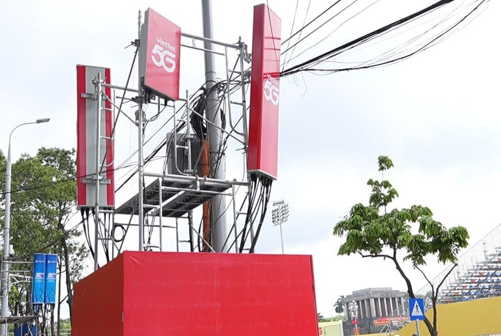 A80 ایونٹ کے مقامات پر تجربے کو بڑھانے کے لیے ہزاروں 5G موبائل اسٹیشن نصب کیے گئے تھے۔ (تصویر: لی ہونگ)