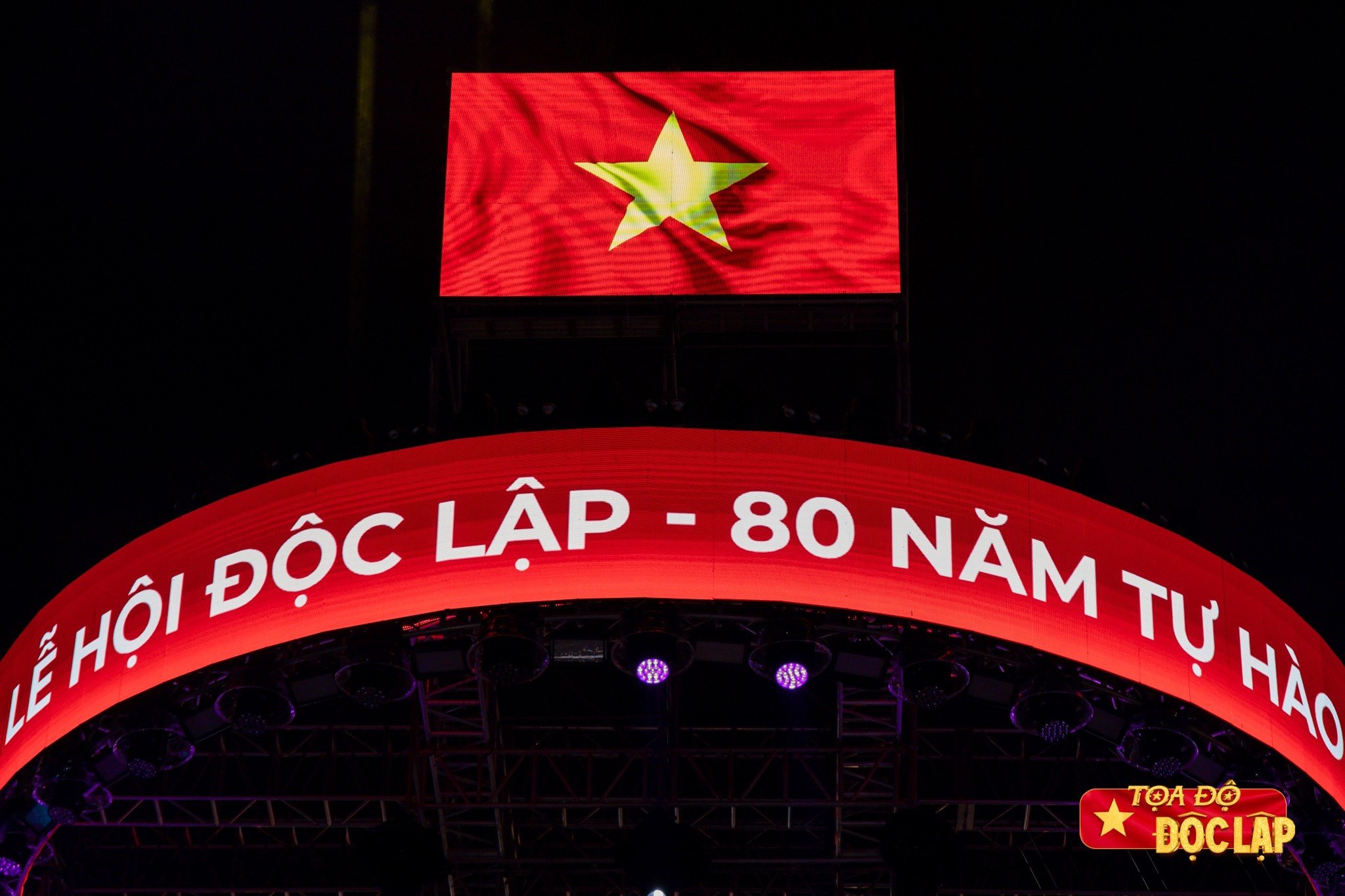 Le hoi Doc Lap anh 20
