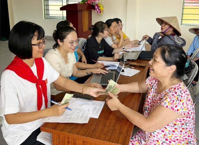 Xã Thanh Trì, Thuận An và phường Bạch Mai: Tích cực hỗ trợ người dân nhận quà Tết Độc lập 2/9- Ảnh 8.