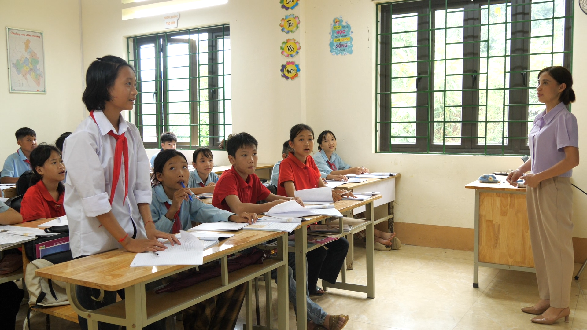 Mong Hoang Thao Ngoc, doktor olma hayalini sürdürmek için okula geri döndü.