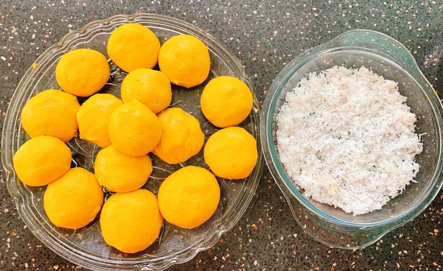 Cách làm bánh bí đỏ mùa thu thơm ngon cải thiện thị lực và huyết áp - Ảnh 3.
