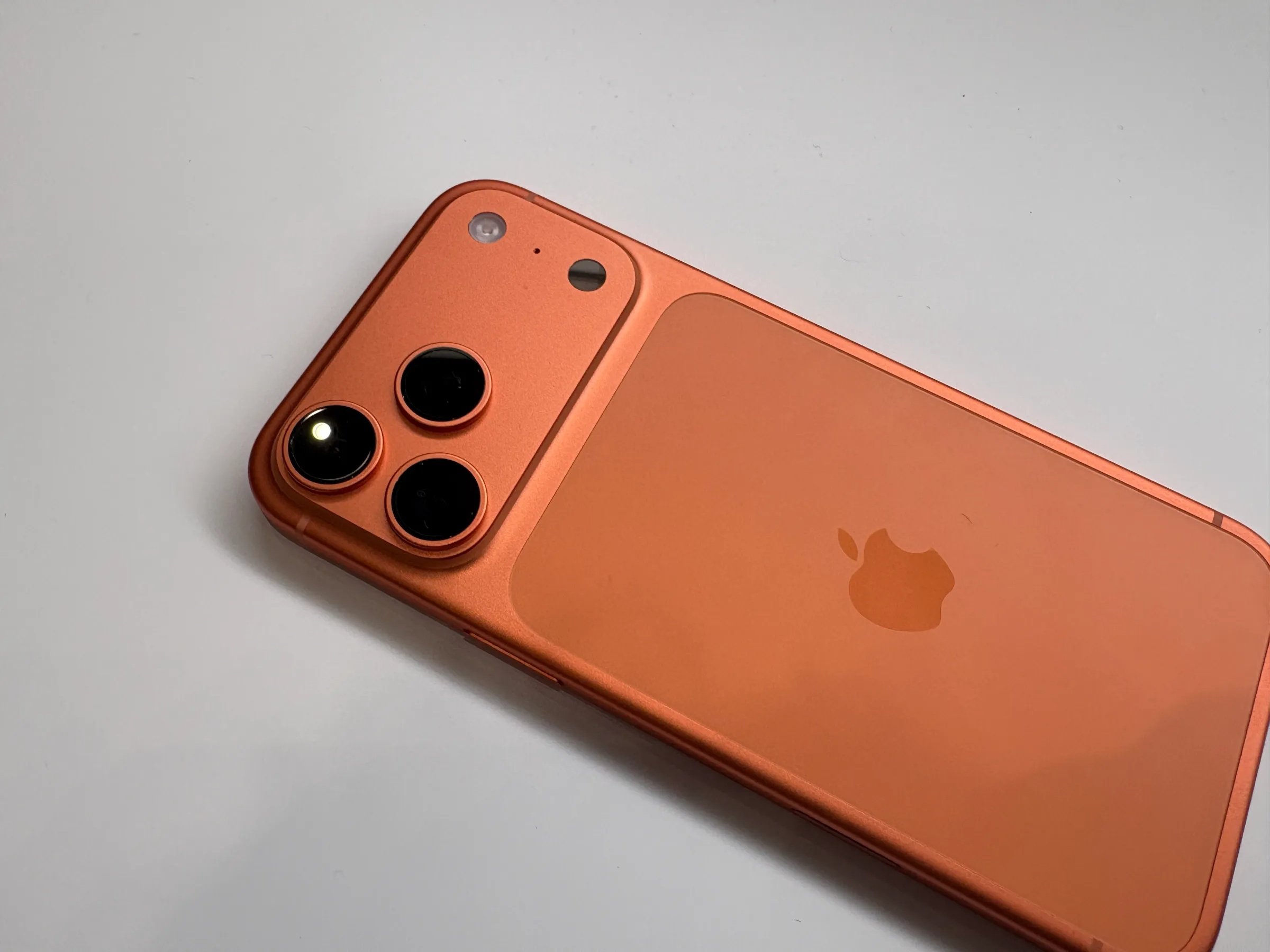 Bo doi iPhone 17 Pro anh 4