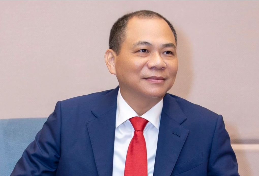 បន្ទាប់​ពី​មាន​ព័ត៌មាន​ថា Vingroup ប្ដឹង​គណនី​ចំនួន ៦៨ លោក Vuong មាន​ប្រាក់​បន្ថែម ៨ ៨០០ ពាន់​លាន​ដុង - ១