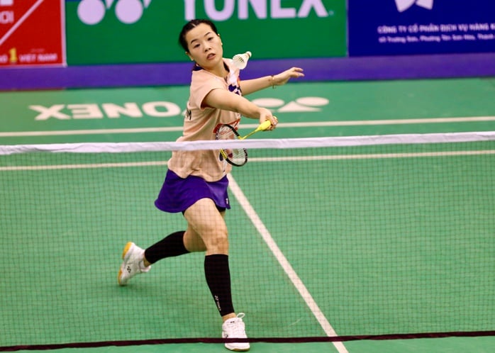 Nguyễn Thùy Linh ngược dòng kịch tính với chuỗi 8 điểm để vào vòng 2- Ảnh 2.