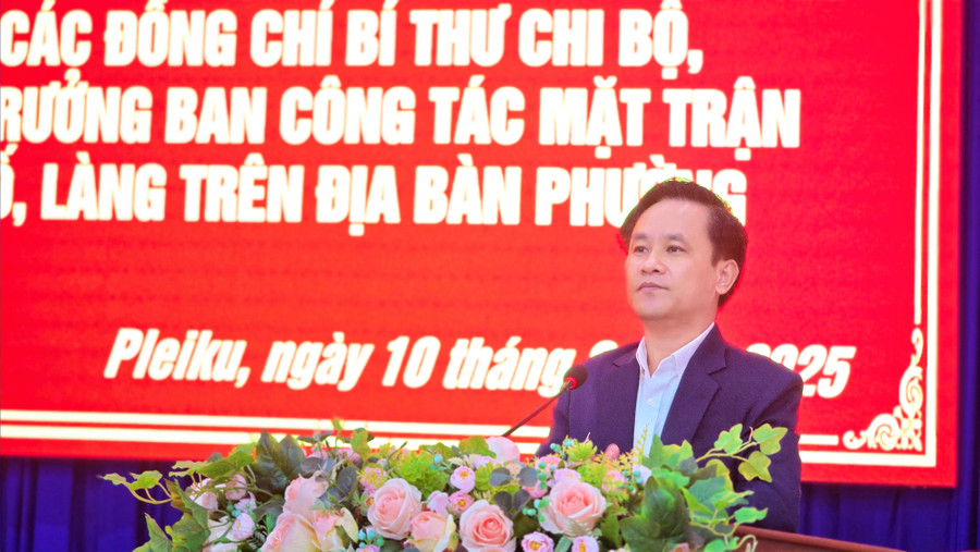 bi-thu-dang-uy-phuong-pleiku-nguyen-xuan-phuoc.jpg