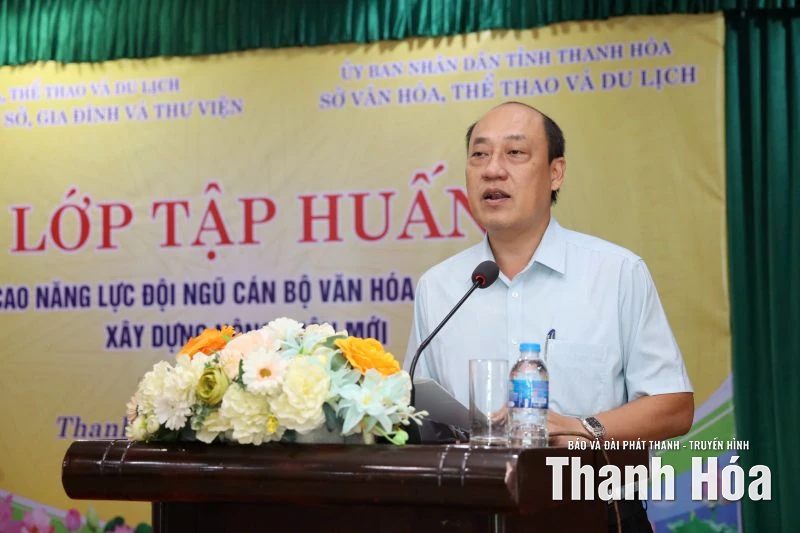 Training for cultural officers working in new rural construction